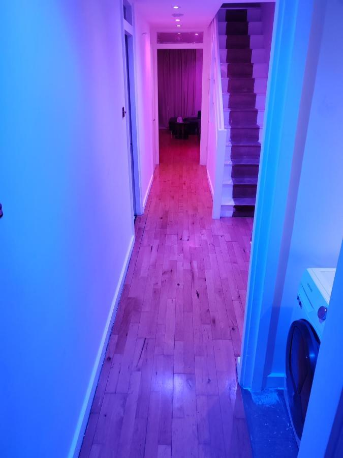Magnolia Palazzo Apartment ลอนดอน ภายนอก รูปภาพ